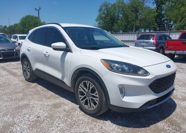 2020 FORD Escape