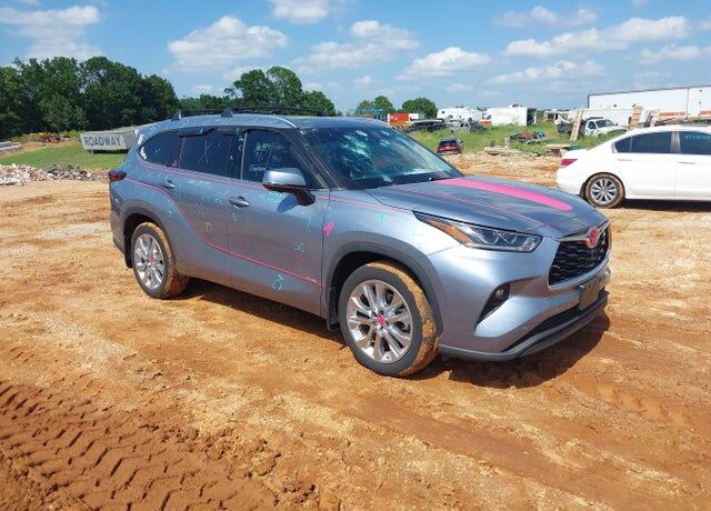 2024 TOYOTA Highlander