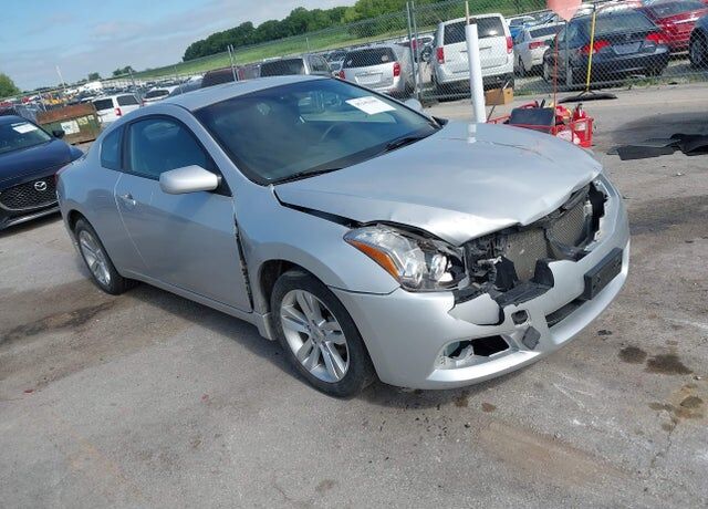 2012 NISSAN Altima