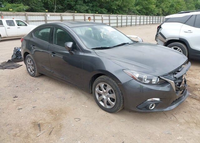 2016 MAZDA Mazda3