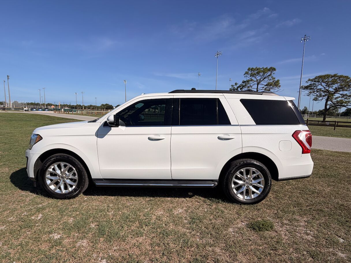2021 FORD Expedition