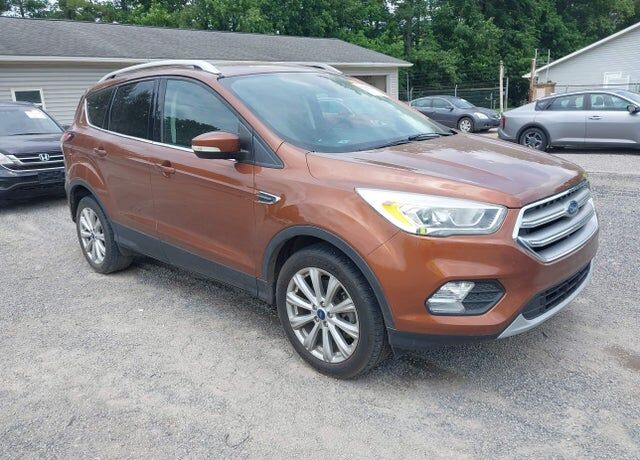 2017 FORD Escape