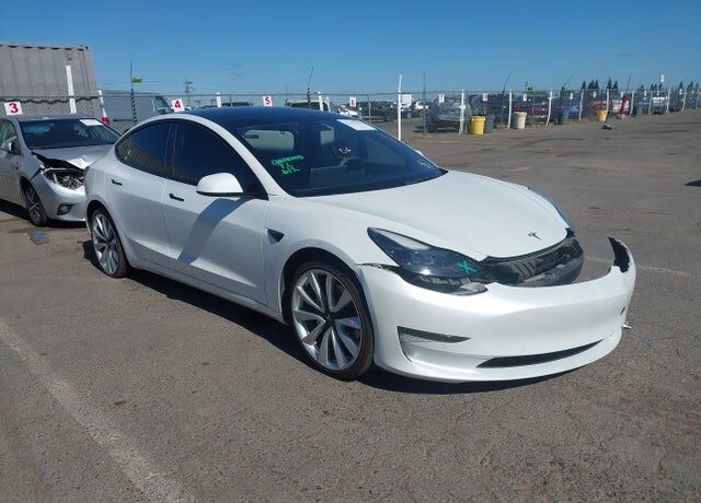 2022 TESLA Model 3