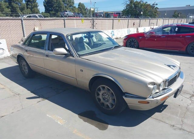 1999 JAGUAR XJ8