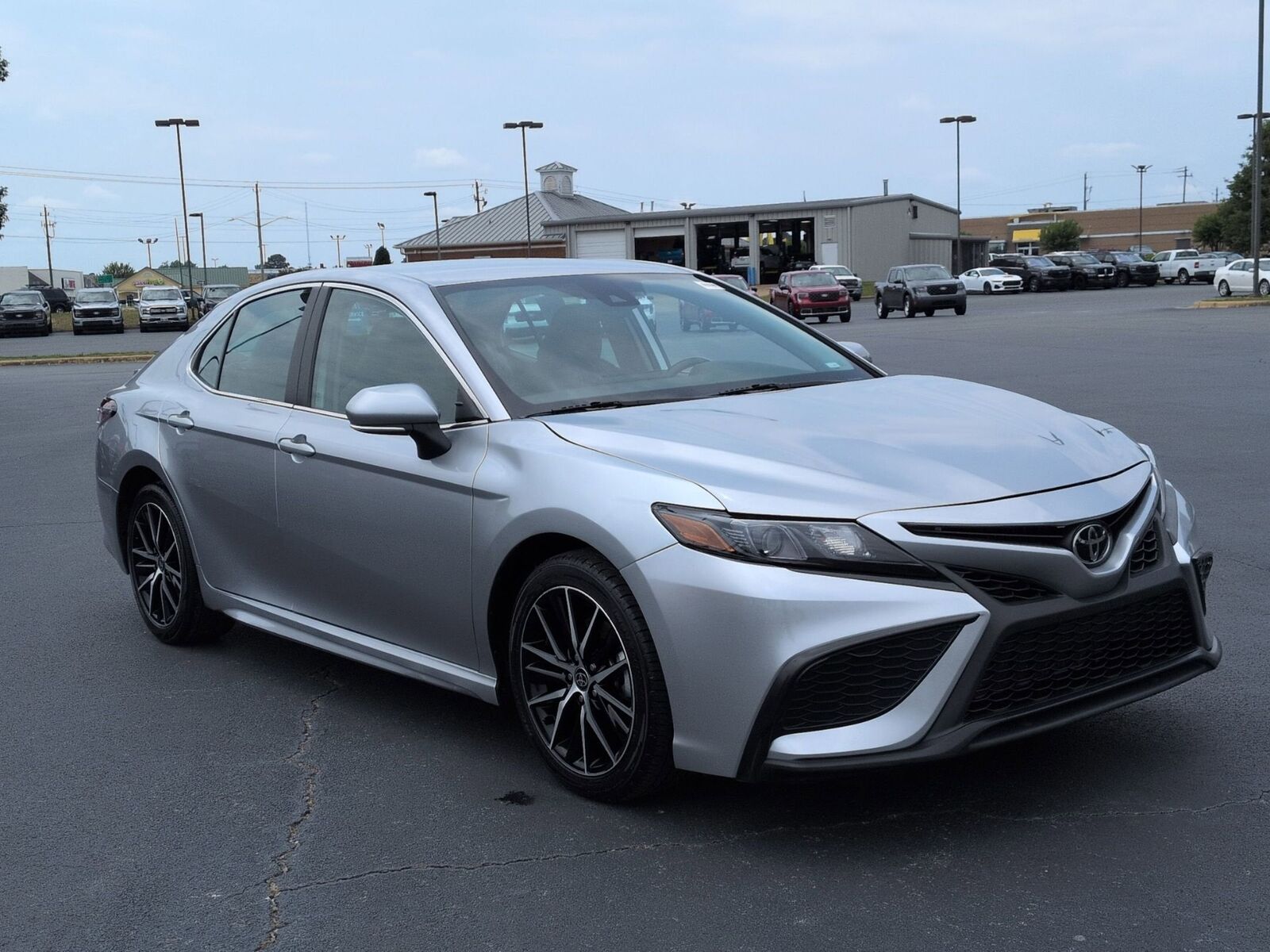 2024 TOYOTA Camry