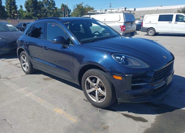 2021 PORSCHE Macan