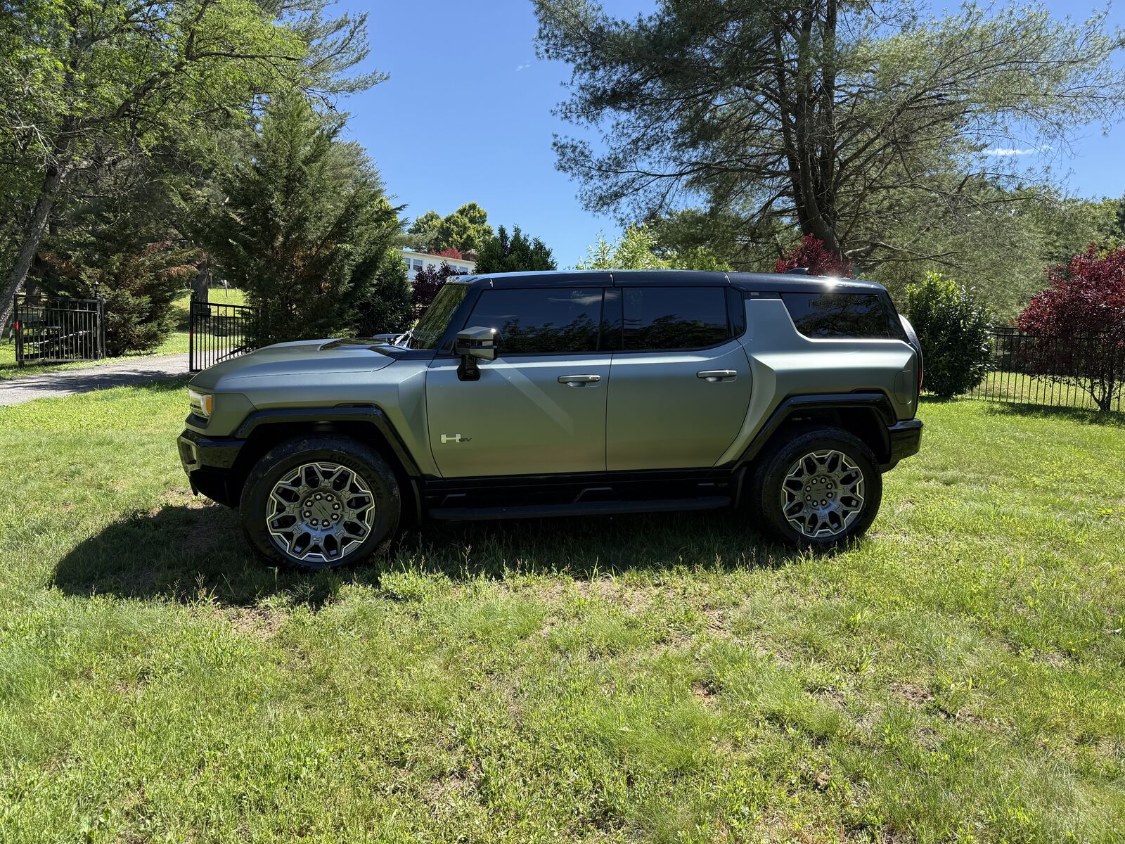 2024 GMC Hummer EV SUV