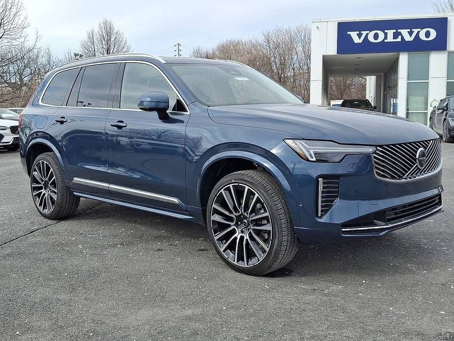 2026 VOLVO XC90