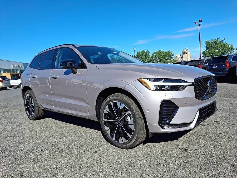 2026 VOLVO XC60