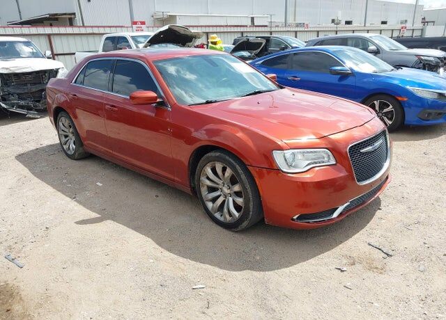 2020 CHRYSLER 300