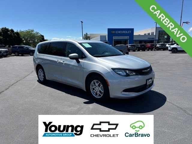 2023 CHRYSLER Voyager