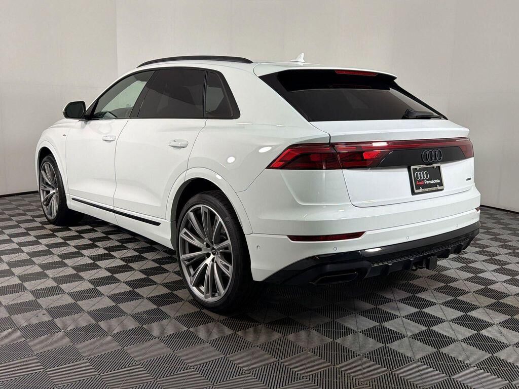 2026 Audi Q8