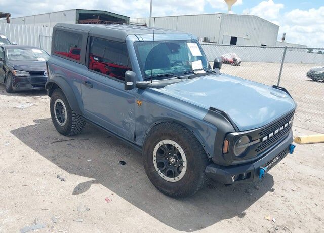 2023 FORD Bronco