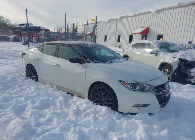 2022 NISSAN Maxima