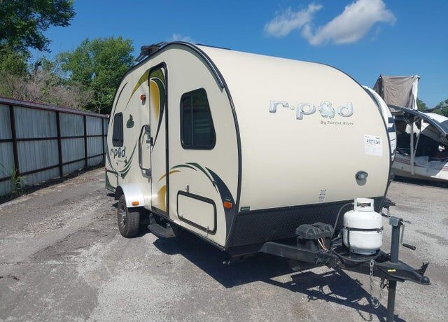 2013 FOREST RIVER Rpod Towable