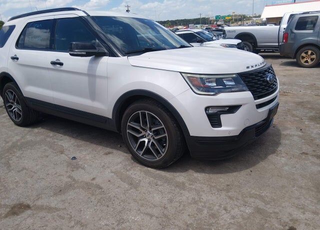 2019 FORD Explorer