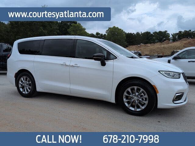 2026 CHRYSLER Pacifica