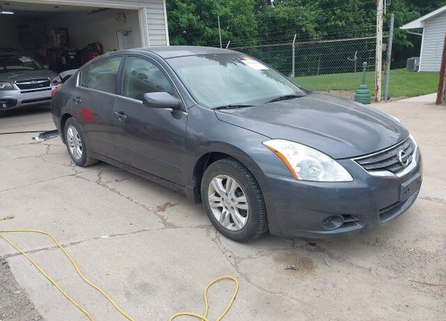 2010 NISSAN Altima