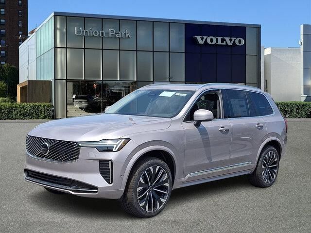 2026 VOLVO XC90