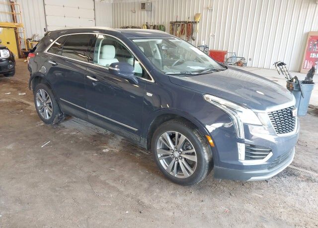 2024 CADILLAC XT5