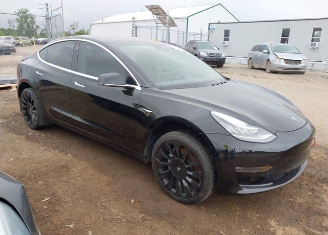 2018 TESLA Model 3