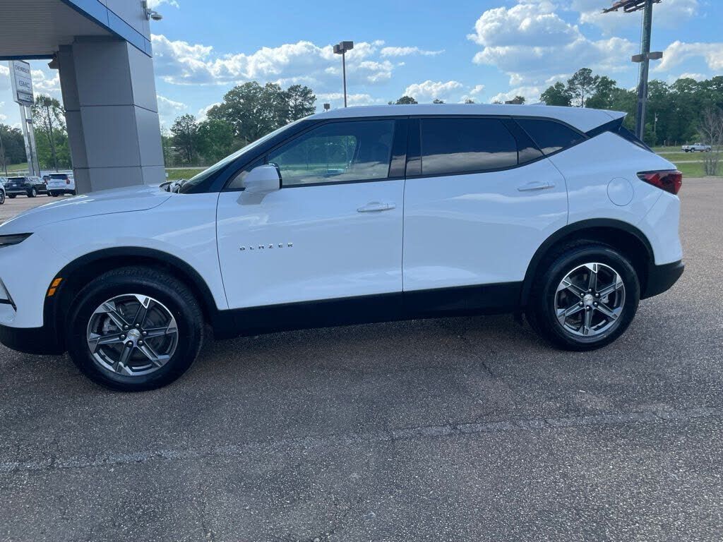 2025 CHEVROLET Blazer
