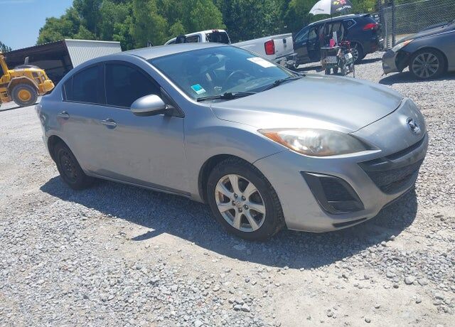 2010 MAZDA Mazda3