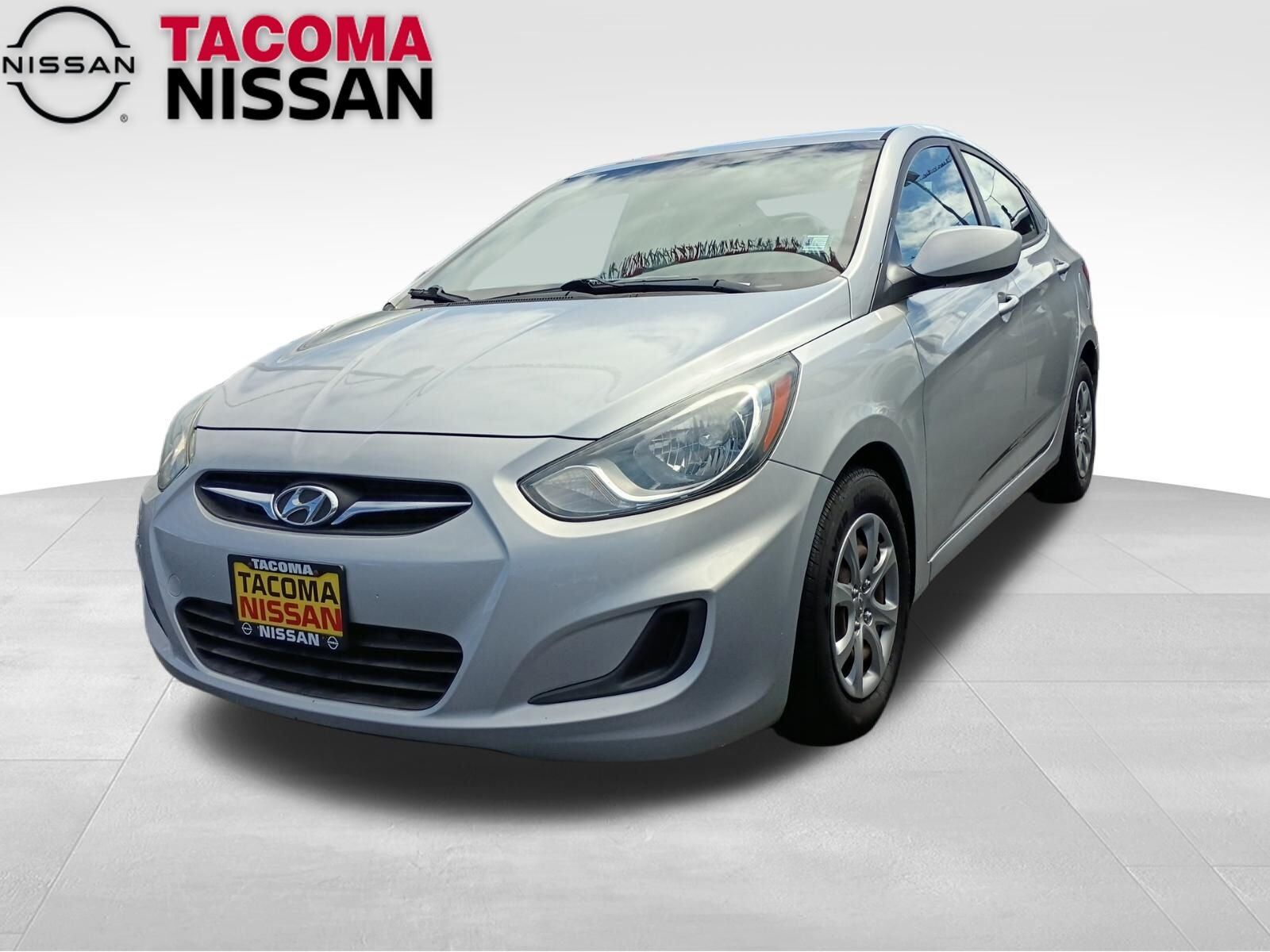 2014 HYUNDAI Accent