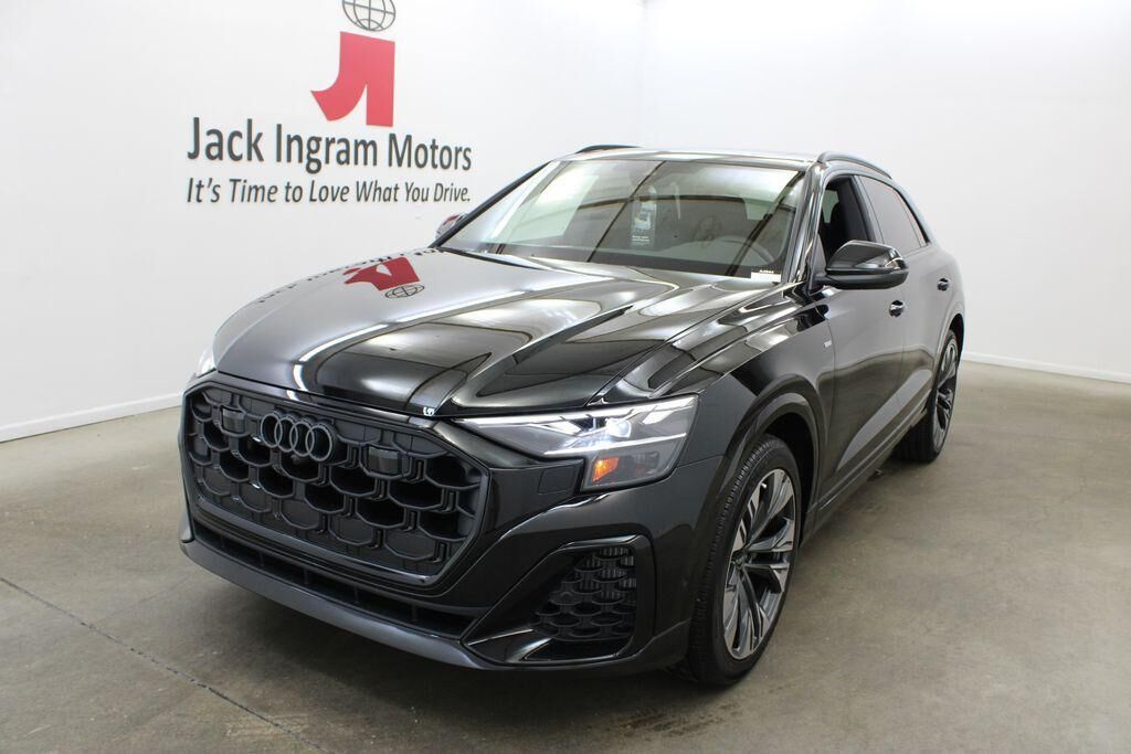 2026 Audi Q8