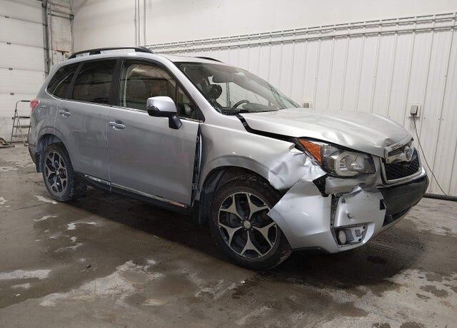 2015 SUBARU Forester