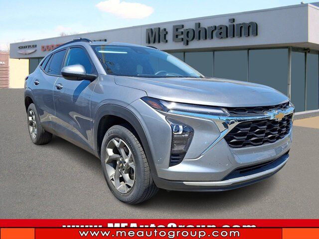 2025 CHEVROLET Trax