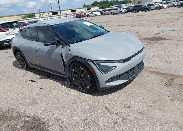 2025 KIA EV6