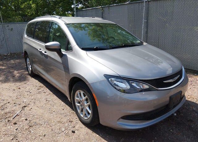 2021 CHRYSLER Voyager