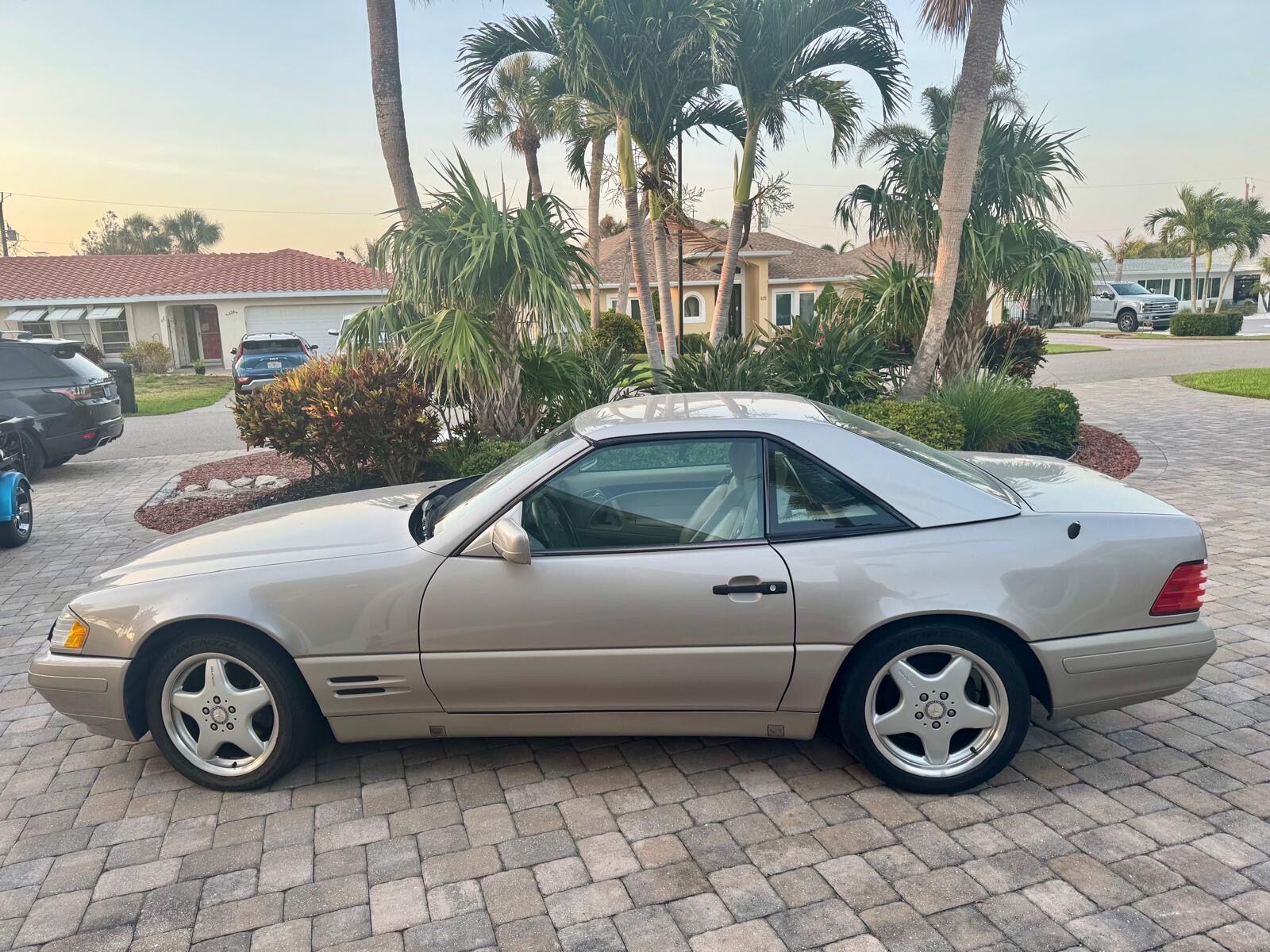 Mercedes-Benz SL-Class
