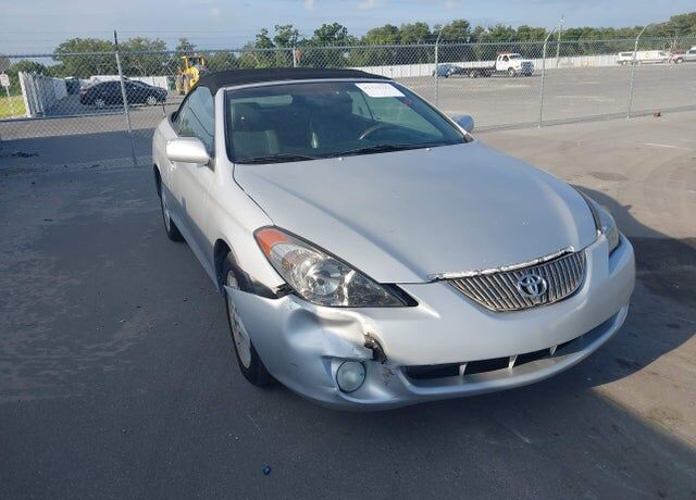 2005 TOYOTA Camry Solara