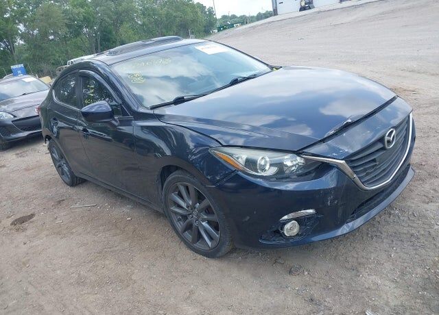 2016 MAZDA Mazda3