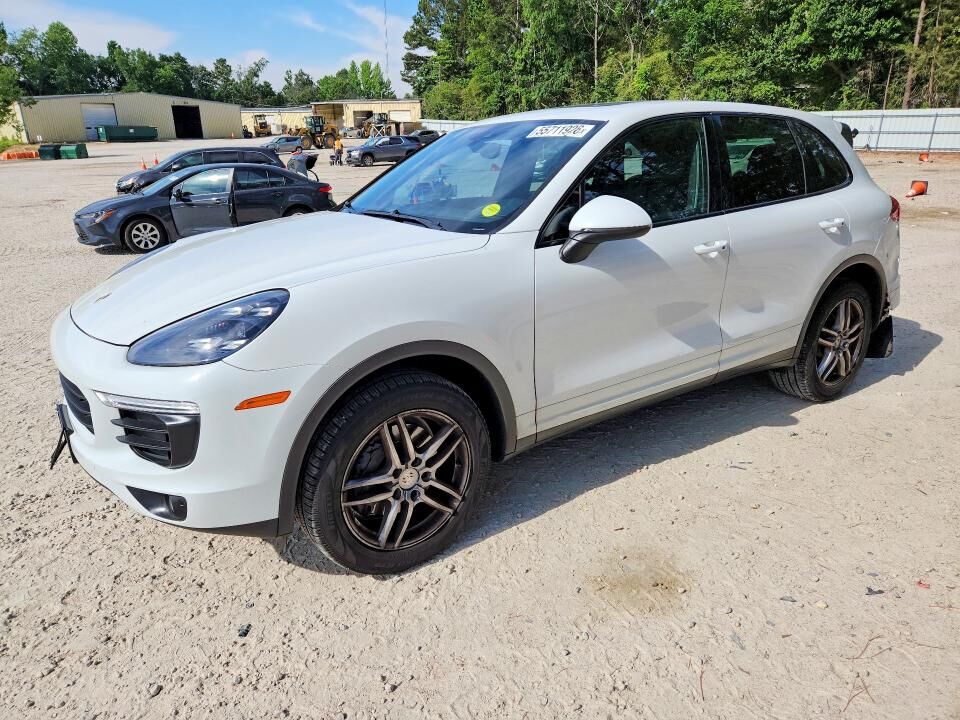 2016 PORSCHE Cayenne