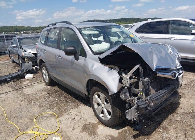 2015 SUBARU Forester