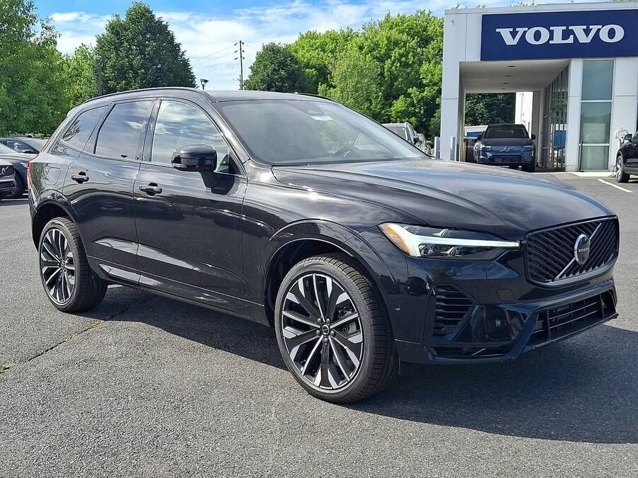 2026 VOLVO XC60