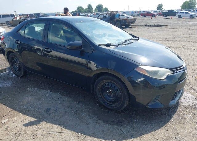 2015 TOYOTA Corolla