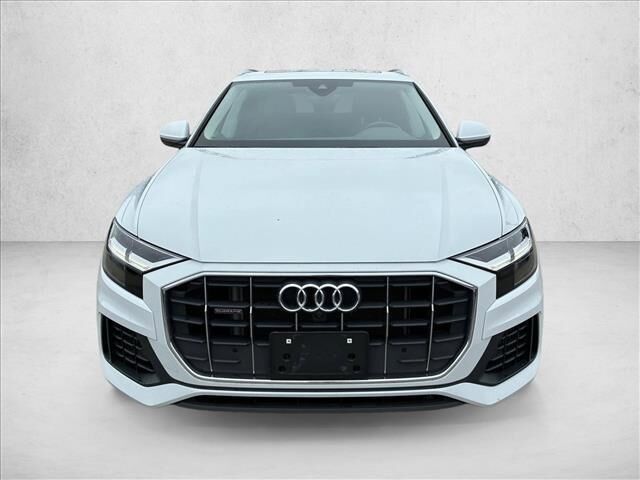 2022 Audi Q8