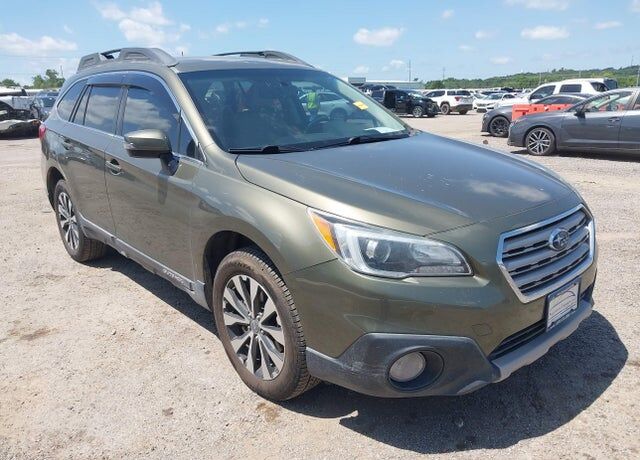 2015 SUBARU Outback