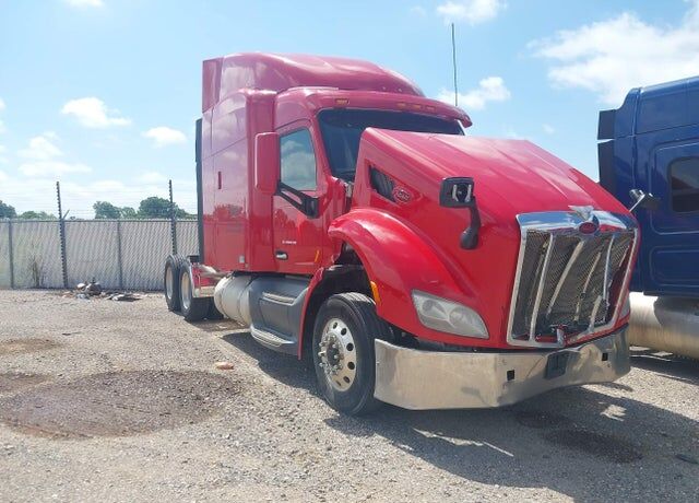 2016 PETERBILT 579