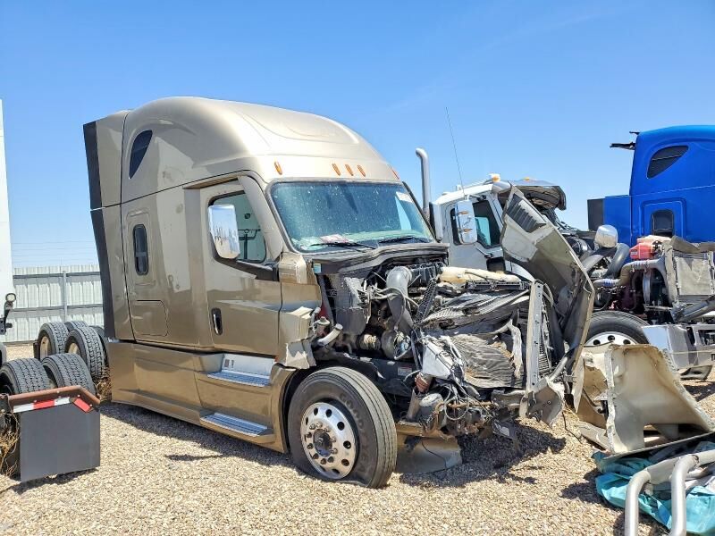 2024 FREIGHTLINER Cascadia