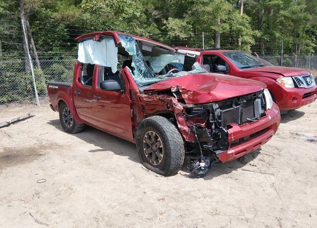 2015 NISSAN Frontier
