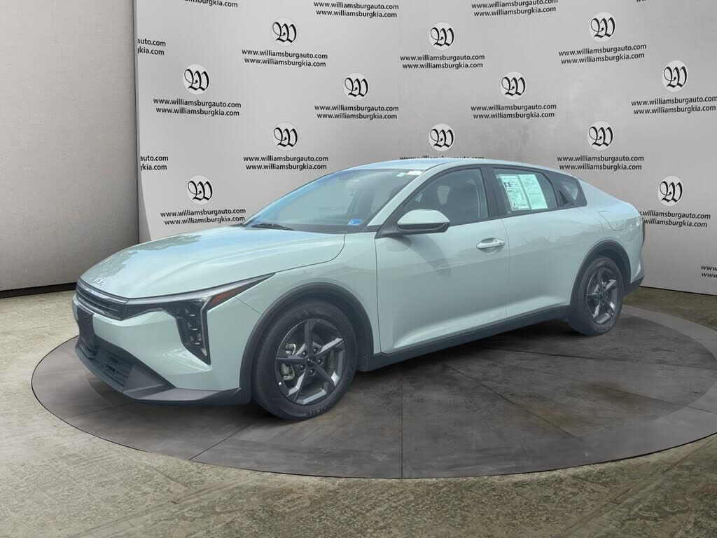2025 Kia K4