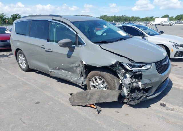 2022 CHRYSLER Pacifica