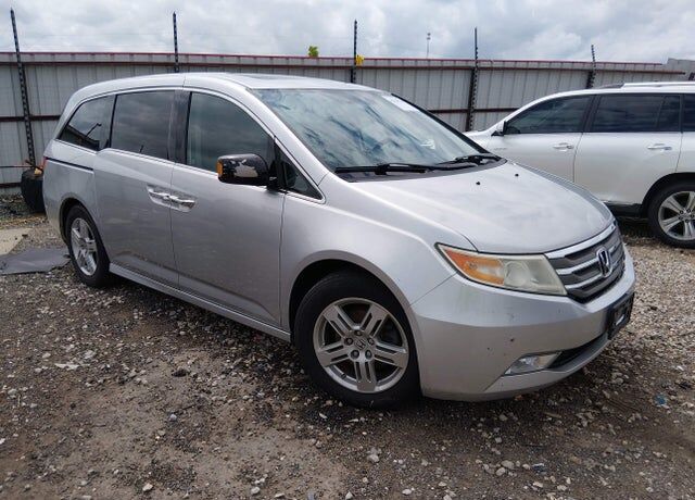 2012 HONDA Odyssey