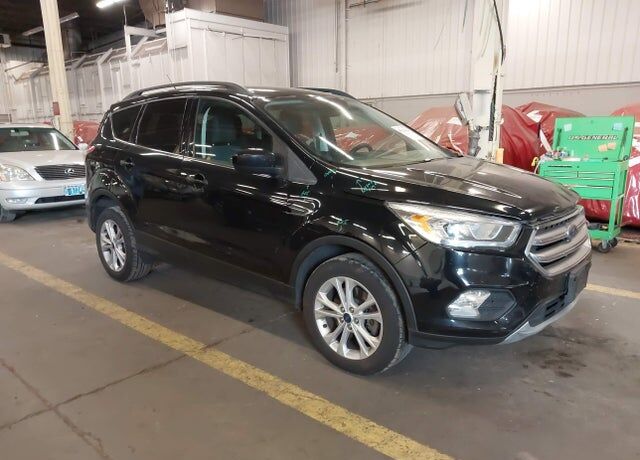 2017 FORD Escape