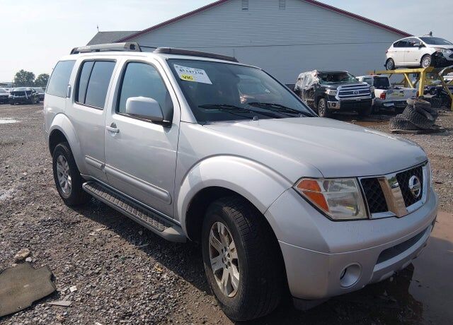 2006 NISSAN Pathfinder